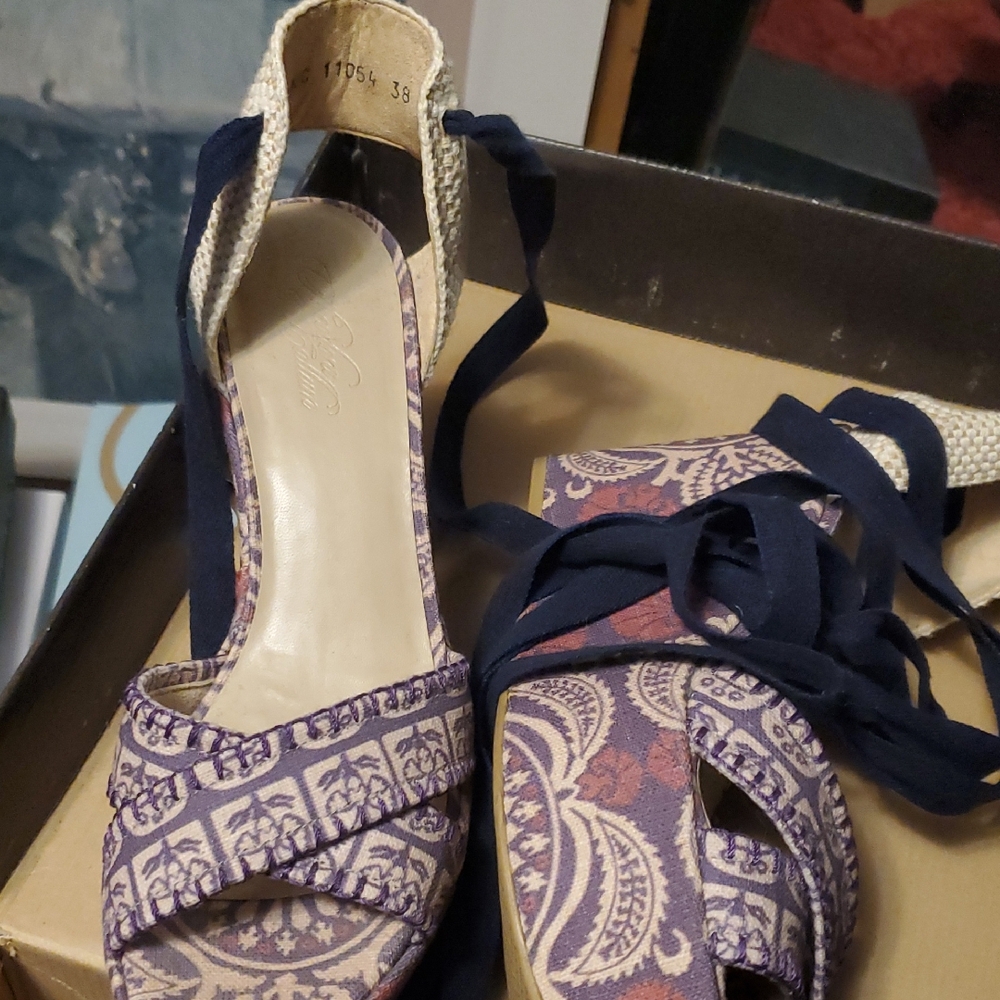 Vince Camuto Purple Patterned Espadrilles
